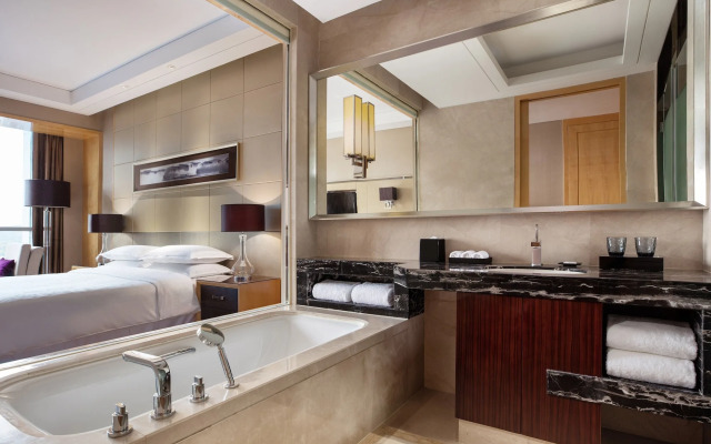Sheraton Zhenjiang Hotel