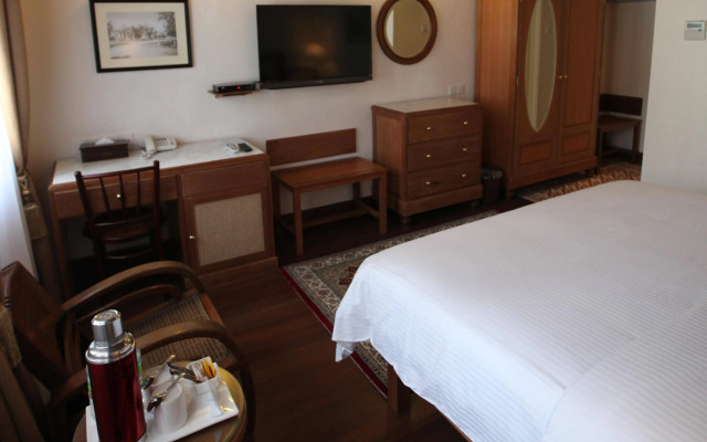 Nam Keng Hotel