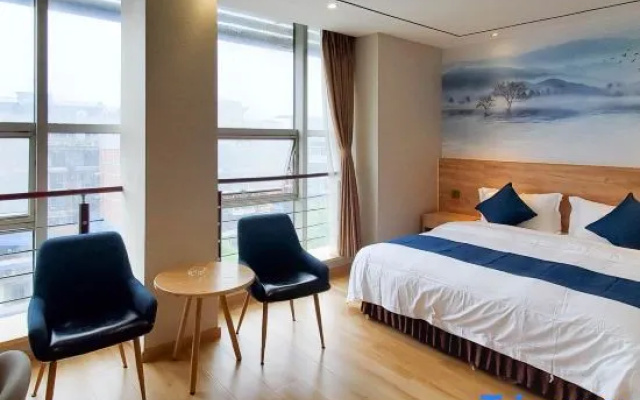Zizhongchuan East Business Hotel