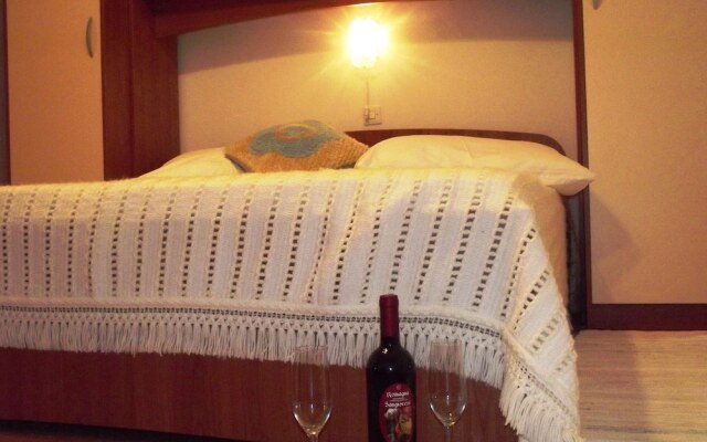 Apartments and Rooms Viskic
