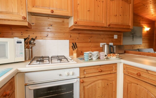 16 Amber Wood Lodge