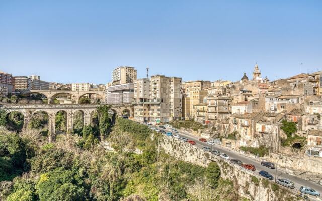 Alluring Apartment in Ragusa With Balcony