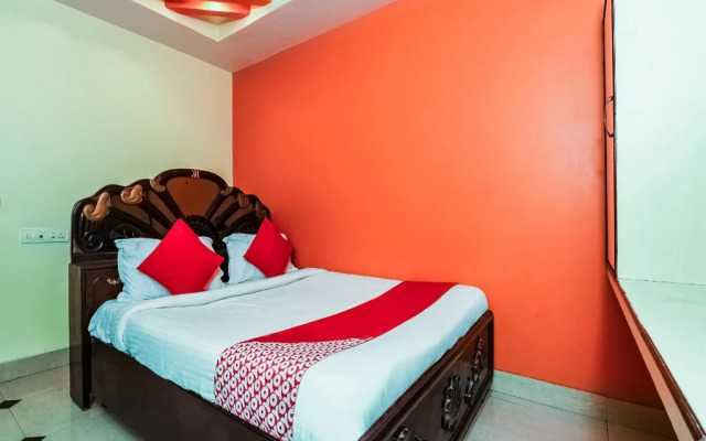 Sindhura Guest House by OYO Rooms