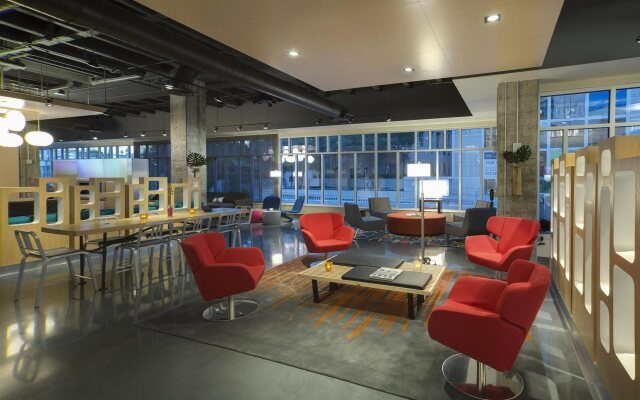 Aloft Tampa Downtown