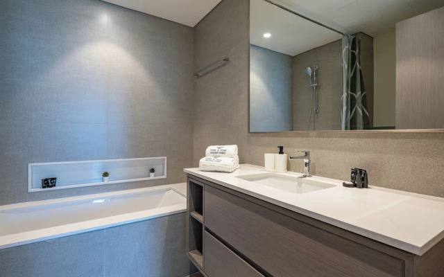 Sky-High Burj Khalifa views-5408