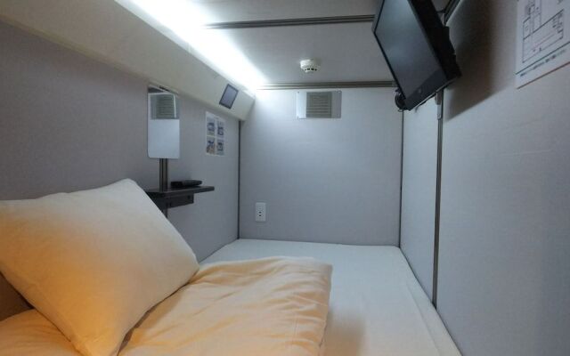 Kobe Capsule Hotel Seki