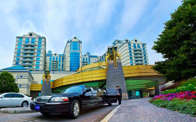 Grand Pequot Tower at Foxwoods