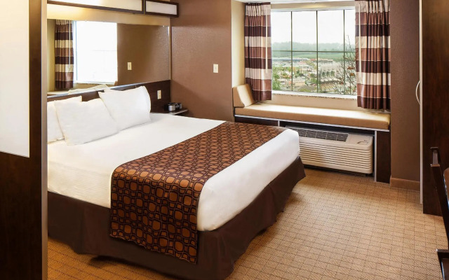 Microtel Inn & Suites by Wyndham St Clairsville/Wheeling