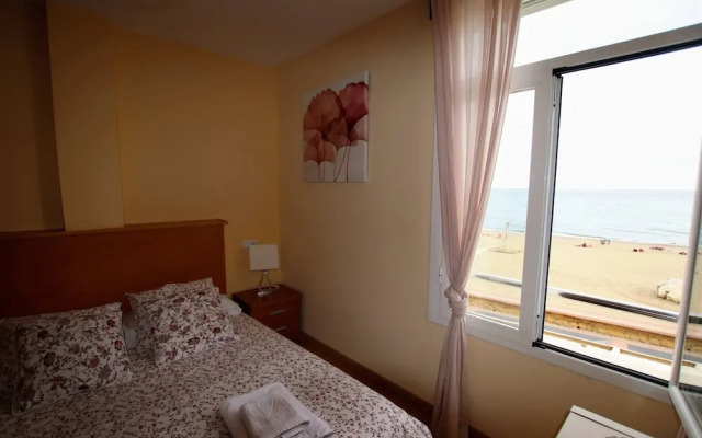 Tess Apartamento Frontbeach La Roca Chica