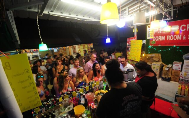 Phi Phi Bucket Hostel
