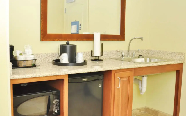 Hampton Inn Macomb
