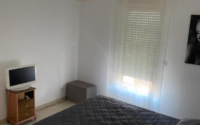 Superbe appartement avec parking privé, proche commerces et mer