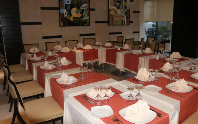 Corail Suites Hotel