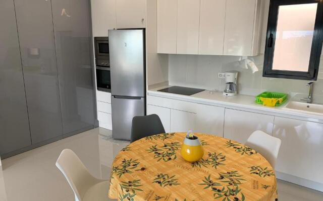 Costa Elisa20 Mil Palmeras