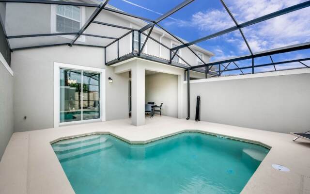 Cool & Modern 4 Ved Storey Lake Pool Home 4911wind