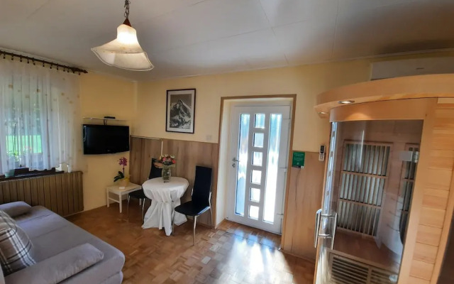 Apartment Zonir with sauna