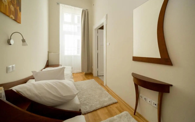 Buddha Budapest Apartment