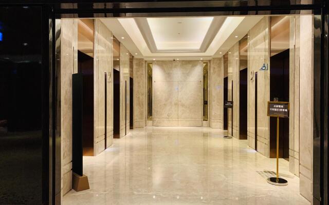 Everrich Golden Lake Hotel