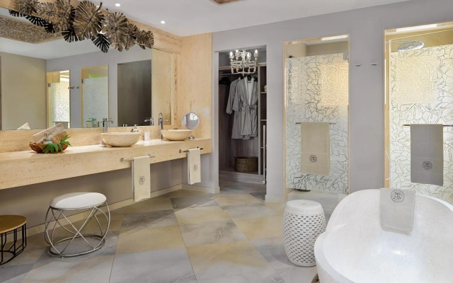 Royal River, Luxury Hotel - Adults Only