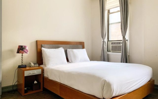 Midtown West Hotel