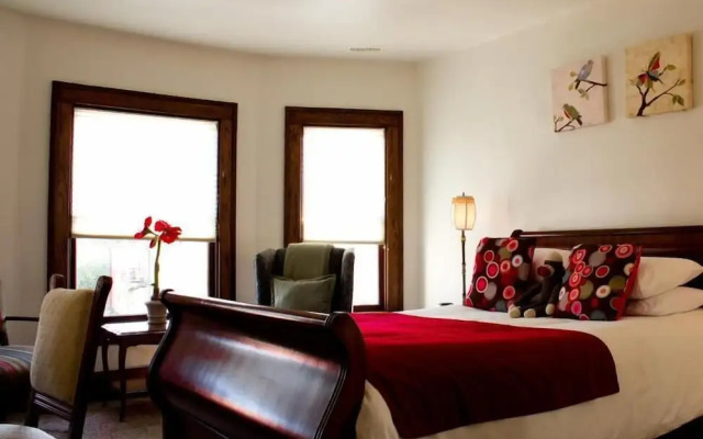 Distinctive Inns of Kingsville Inn31