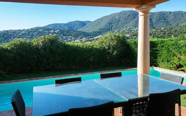 Detached Villa With Swimming Pool, Only 1 km. From the sea