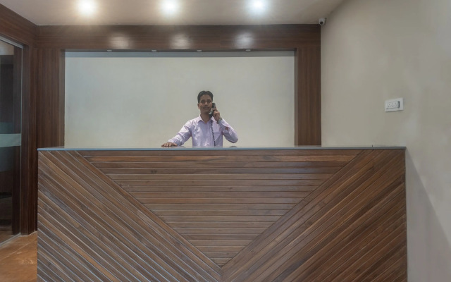 Capital O 29025 Hotel Seven Olive