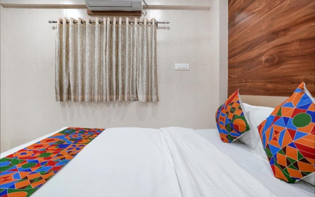 FabHotel White Gold