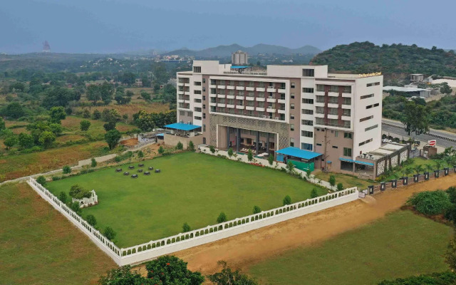 The Maruti Nandan Grand