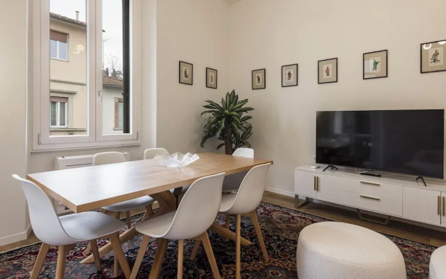 Salutati Apartments by MMega