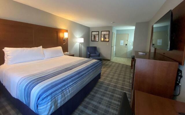 AmericInn by Wyndham Williamsburg