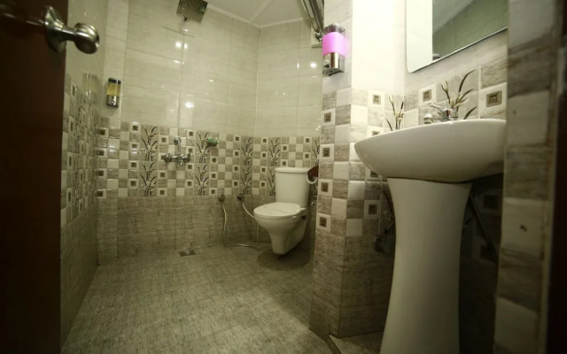 Hotel Samrat International