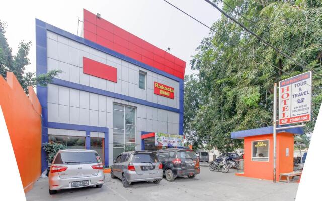 RedDoorz Plus @ Jalan Pemuda Jakarta