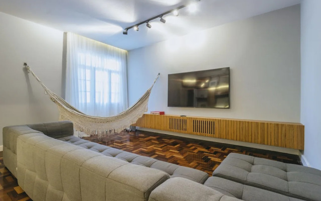 Apto bem Equipado c Wifi Lareira e boa Localiza o