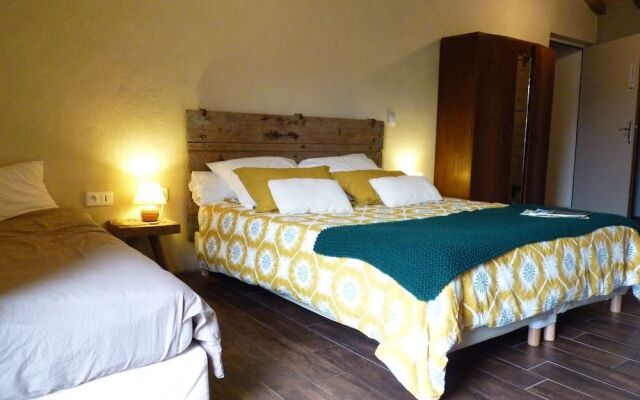 Chambres dhôtes Le Château Rouge