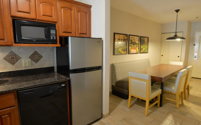 Holiday Inn Hotel & Suites Minneapolis - Lakeville by IHG