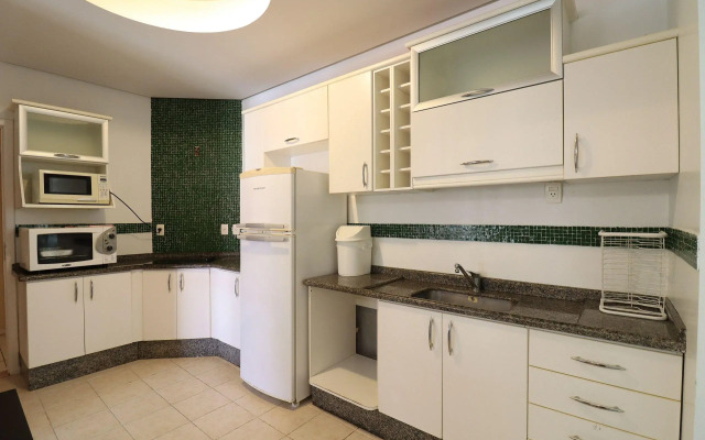 Apto com banheira para banho relaxante - HB67F