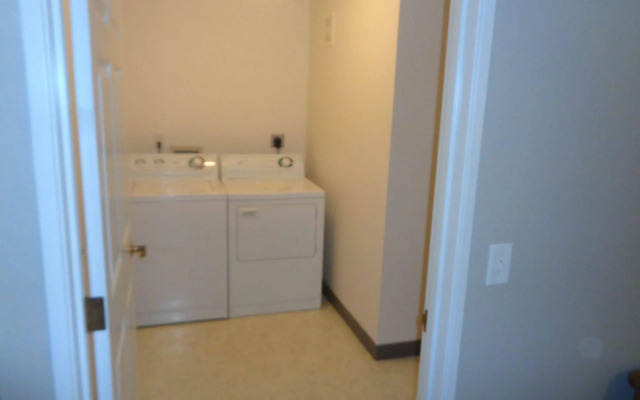 Riverview Suites