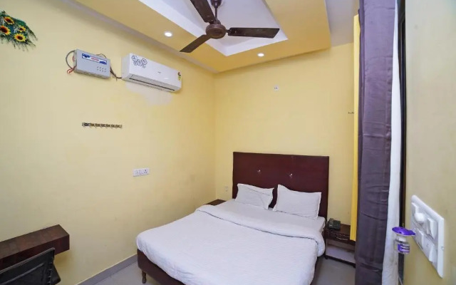 Hotel Rama Palace by OYO Rooms