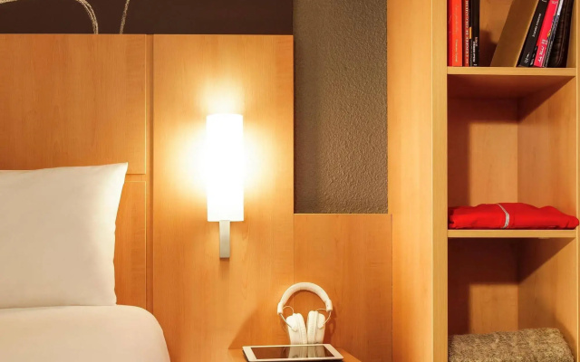 ibis Soissons Hotel
