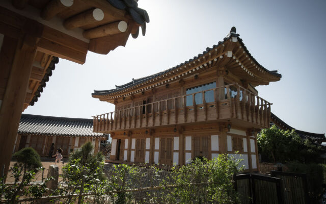 Happy Village Syeobul Guesthouse