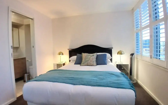 ReadySet Apartments at Southbank Condos