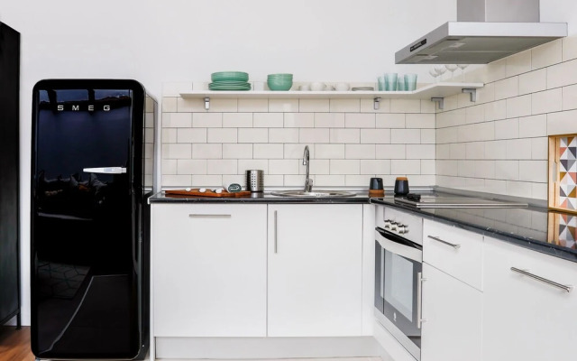 Home Art Apartments Salamanca