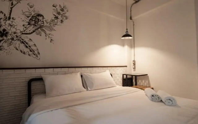 V1 Room Hotel