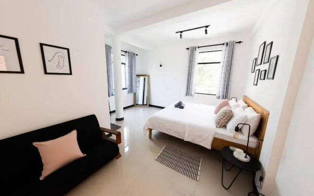 Spindrift Hostel Madiha - Adult Only