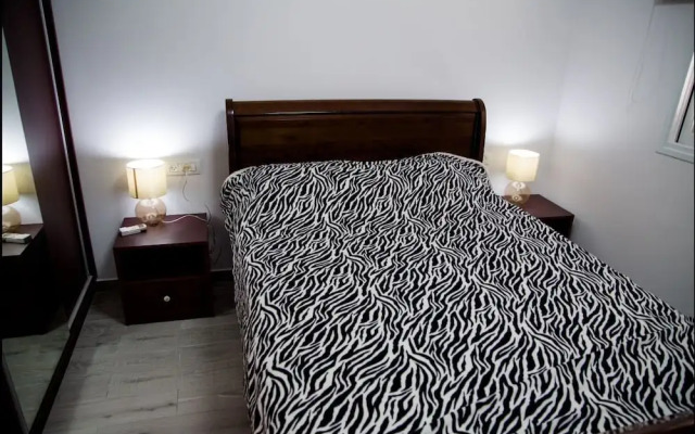 The Seasons Beach Apartment 2