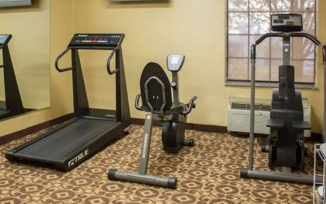 Comfort Inn & Suites Trussville I-59 Exit 141