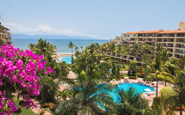 Family Luxury Suites by Velas Vallarta - All Inclusive