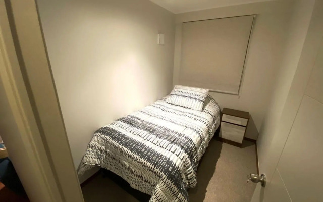 3 Piezas, 2 baños y estacionamiento privado