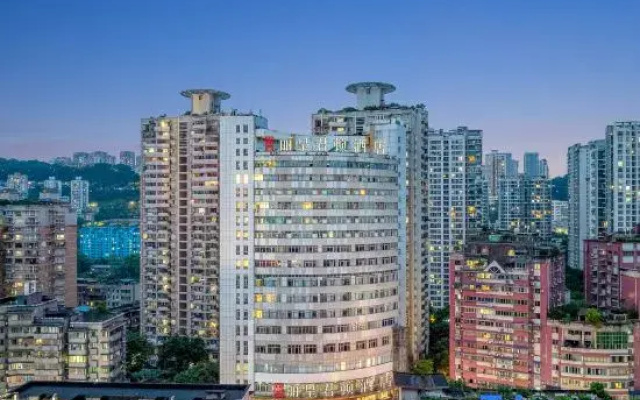 Rezen King Town Hotel